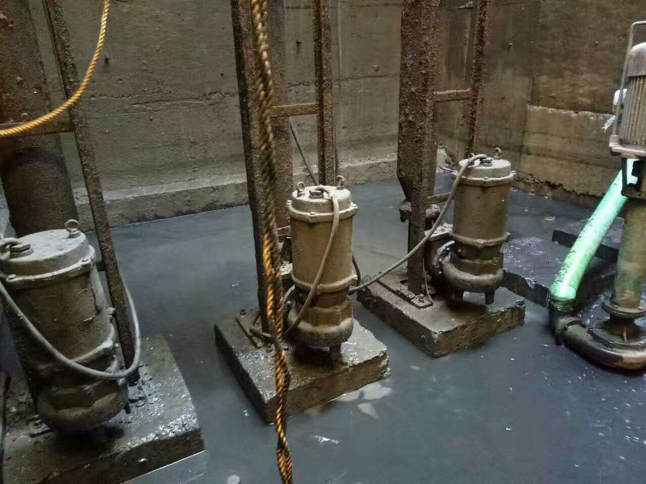 武宣污水池清理